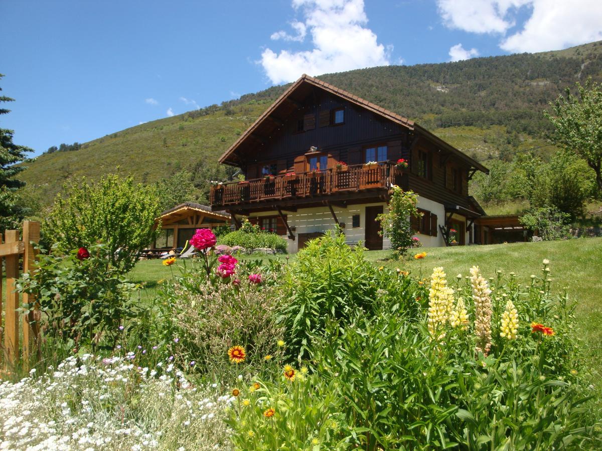 Chambres D'Hotes Le Genepi Valdeblore Εξωτερικό φωτογραφία